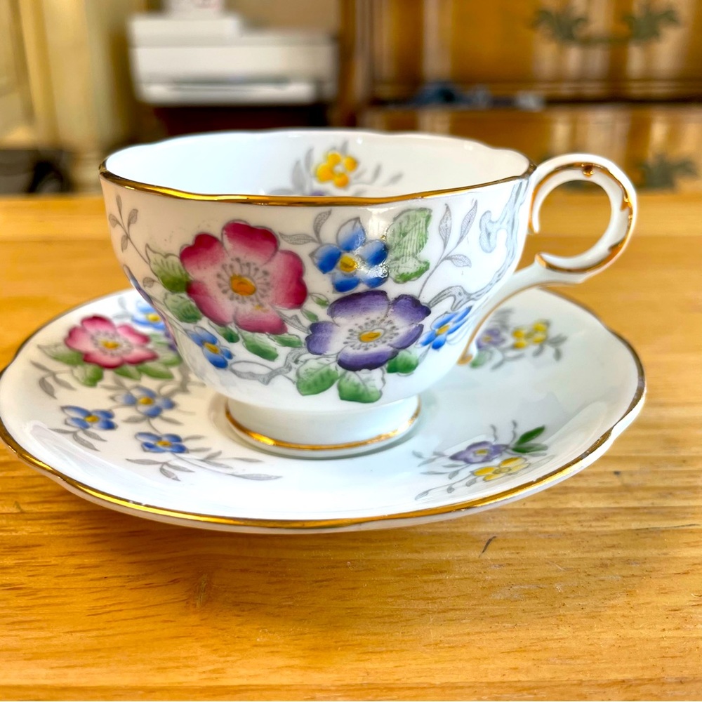 Vintage Adderley Tea Cup & Saucer. Made In England Bone china No chips/cracks.